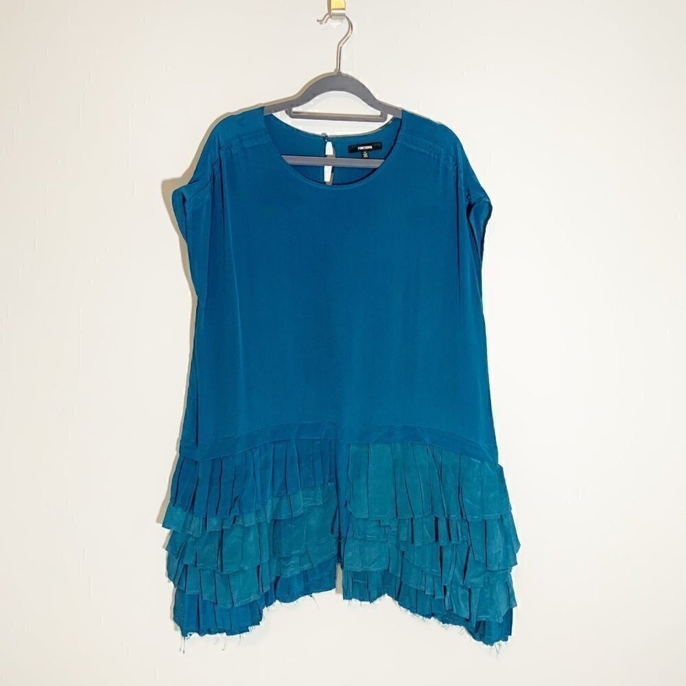 Funktional Teal Blue Tiered Ruffle Hem Tunic Top Keyhole Back Size Small